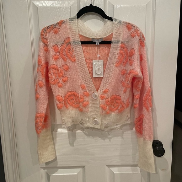 FATE Deconstructed Sweater - Picture 1 of 5